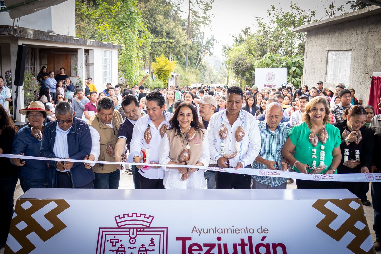 Karla Martínez inaugura pavimentación de concreto hidráulico, une San Sebastián y Mexcalcuautla